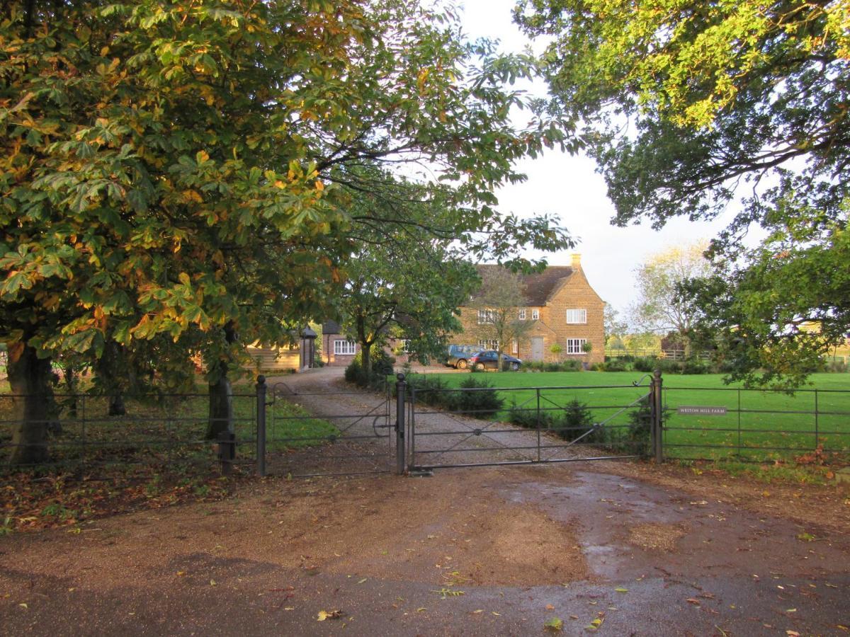 Weston Hill Farm Bed and Breakfast Moreton Pinkney Eksteriør billede